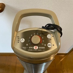 コロナ CORONA 遠赤外暖房機の画像