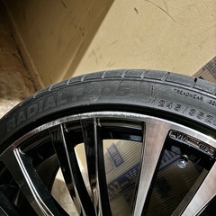 20インチ　ホイール　タイヤの画像