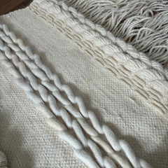 unico アイボリー編み込みウォールタペストリーの画像