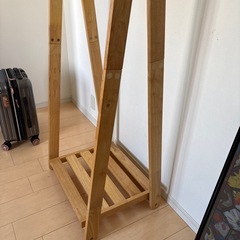 洋服ラックの画像