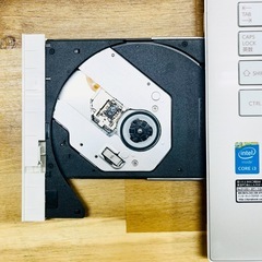 ブルーレイ搭載✨ フルHD ノートパソコン 東芝 dynabook Windows11 メモリ8GB SSD256GB 15.6型 Blu-ray カメラ Bluetooth Wi-Fi テンキー/272の画像