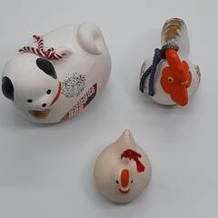 開運土鈴　戌・酉 イヌ・トリ　置物鈴　酉は2個の画像