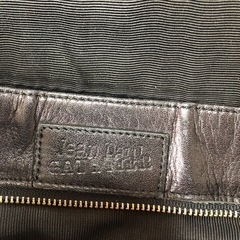 ショルダーバッグの画像