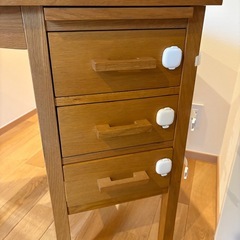 unico デスク　学習机（拡張可能）の画像