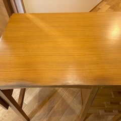 unico デスク　学習机（拡張可能）の画像