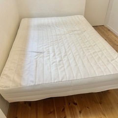 ダブルベット　白　　
の画像