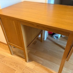 unico デスク　学習机（拡張可能）の画像