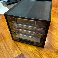 【商談成立済】収納ケースの画像