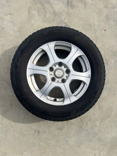 中古スタッドレスタイヤホイール付き195/65R15 95T 履き替え無料2024