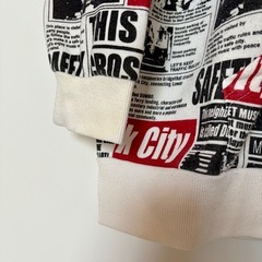 英字フード付き裏起毛パーカーサイズ160の画像