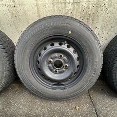 軽トラ　スタッドレスタイヤ　ハイゼットの画像