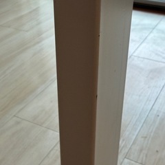 ダイニングテーブルの画像