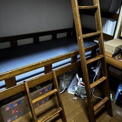 2段ベッドの画像