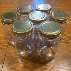 バラでもok! 
はちみつの空瓶７個の画像