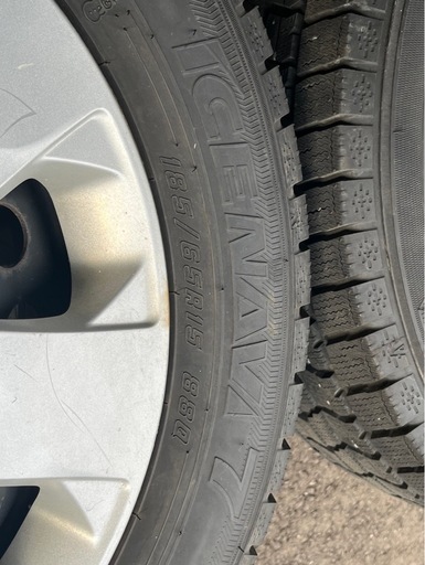 最終お値下しました☆2023年製 スタッドレスタイヤ 185/65R15 グットイヤーアイスナビ7✖️4本(鉄ホイル付)