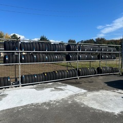 3000〜 タイヤ色々ございますの画像