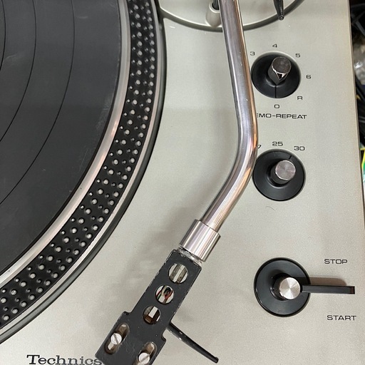 Technics   SL-1600 レコードプレイヤー