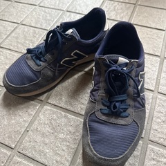 靴　シューズ　ニューバランスの画像