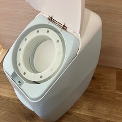 おむつ用ゴミ箱の画像