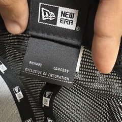NEW ERAメタルロゴベースボールキャップの画像