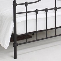 【最終値下げ】ベッドフレーム　シングルベッド　アイアン　黒　高さ・深さありの画像