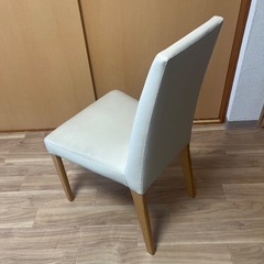 ダイニングチェアの画像