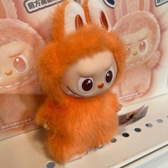 【ラブブ大量入荷】ラブブ PIN FOR LOVE イニシャル「Z」オレンジ（ID1515）の画像