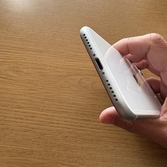 iPhone   SE2 64G  バッテリー100%の画像