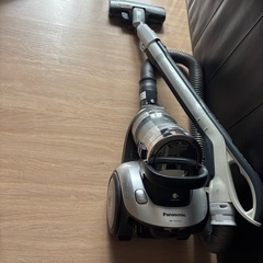 【引き渡し予定者決定】掃除機　Panasonic  パワープレスサイクロンの画像