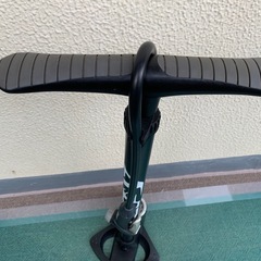 空気入れ　メーター付き　仏式用の画像