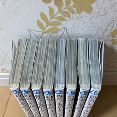 約束のネバーランド 1〜8巻の画像