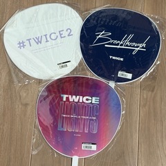 TWICE MOMOうちわの画像