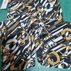 未使用　保管品　エレッセ　レディース　UVカットスイムパンツ　の画像