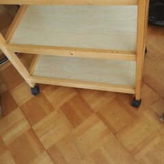 キッチンワゴン、５８x３４x７２、中古、キャスター付きの画像