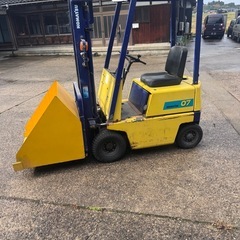 除雪にコマツフォークリフトの画像