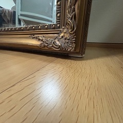 装飾的なミラーの画像