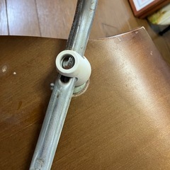 スタッキングチェア2脚　ネジ1箇所なしの画像