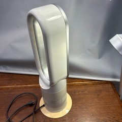 Dyson ダイソン　HOT & COOL ホワイト　AM04管理番号826
の画像