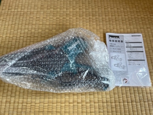 超美品　マキタ ハンディチェーンソーMUC100D 10.8V