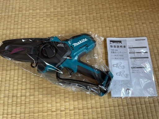 超美品　マキタ ハンディチェーンソーMUC100D 10.8V