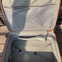 きキャリーケースの画像