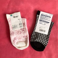 【新品】Munsingwear＆HM ソックス　2足セット 22〜24cmの画像