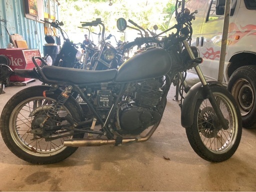 グラストラッカー