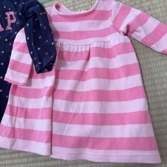 秋冬服・女の子ベビー　長袖ワンピース　80〜100サイズの画像