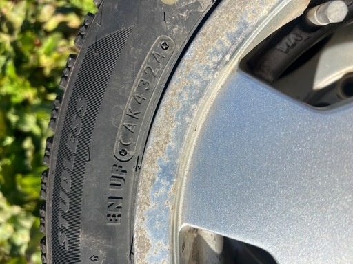 155/65r13 ブリザック　VRX2 スタッドレス　　