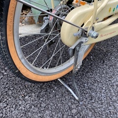 ブリヂストン ハッチ 18インチの画像