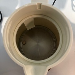 ドウシシャ　電気ケトル　2019年製の画像