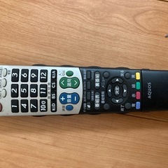 SHARP32型テレビの画像