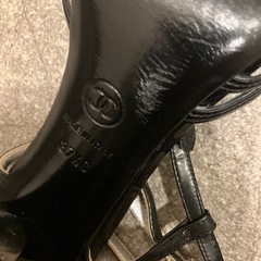 シャネルサンダルの画像