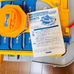 トミカ　メガチェンジパーキングの画像